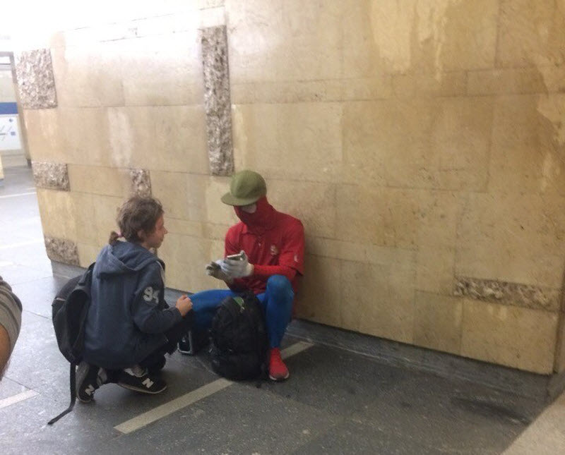 Модники из российского метрополитена