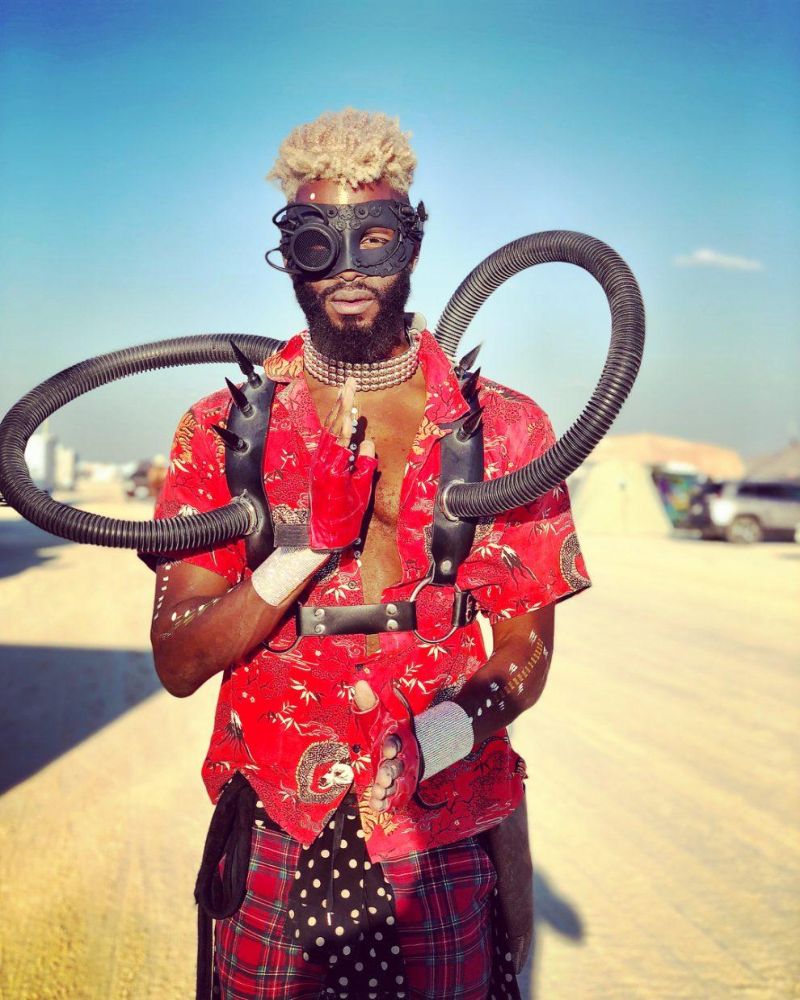 Яркие персонажи фестиваля Burning Man-2018