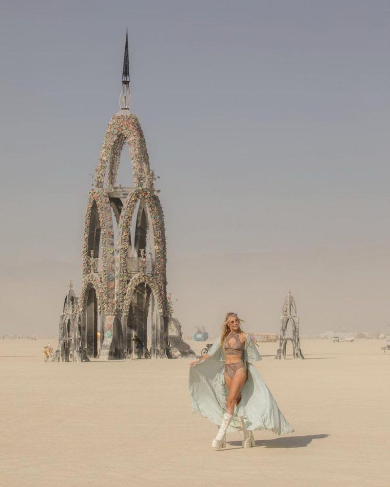 Яркие персонажи фестиваля Burning Man-2018