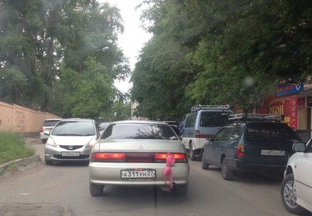 Женщины рулем