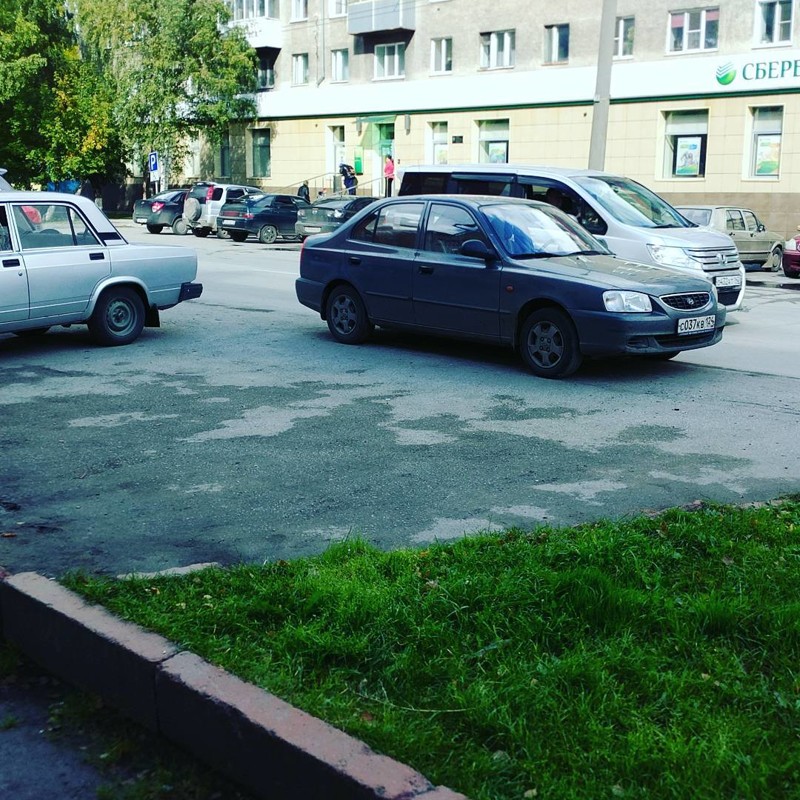 Быдлопаркованы, или я паркуюсь как олень Быдлопаркованы, или я паркуюсь как олень