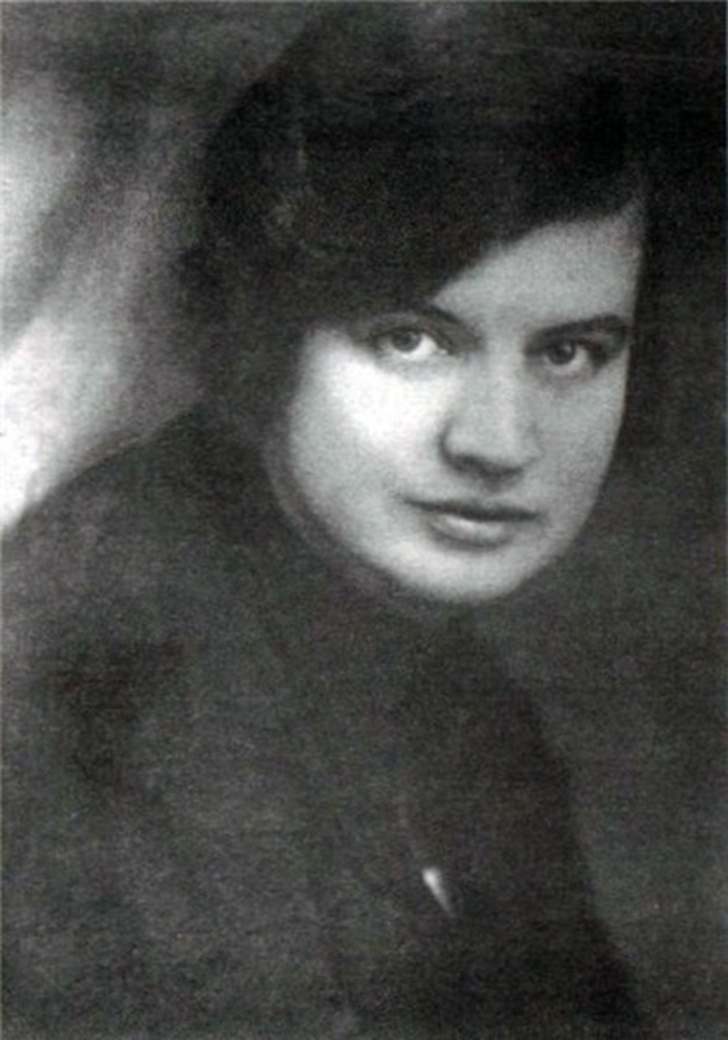 История жизни Сергея Есенина История жизни Сергея Есенина
