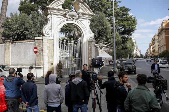 В Риме в посольстве Ватикана обнаружили человеческие останки В Риме в посольстве Ватикана обнаружили человеческие останки