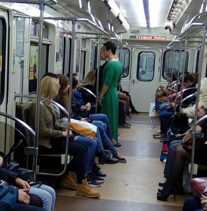 Модники из российского метрополитена