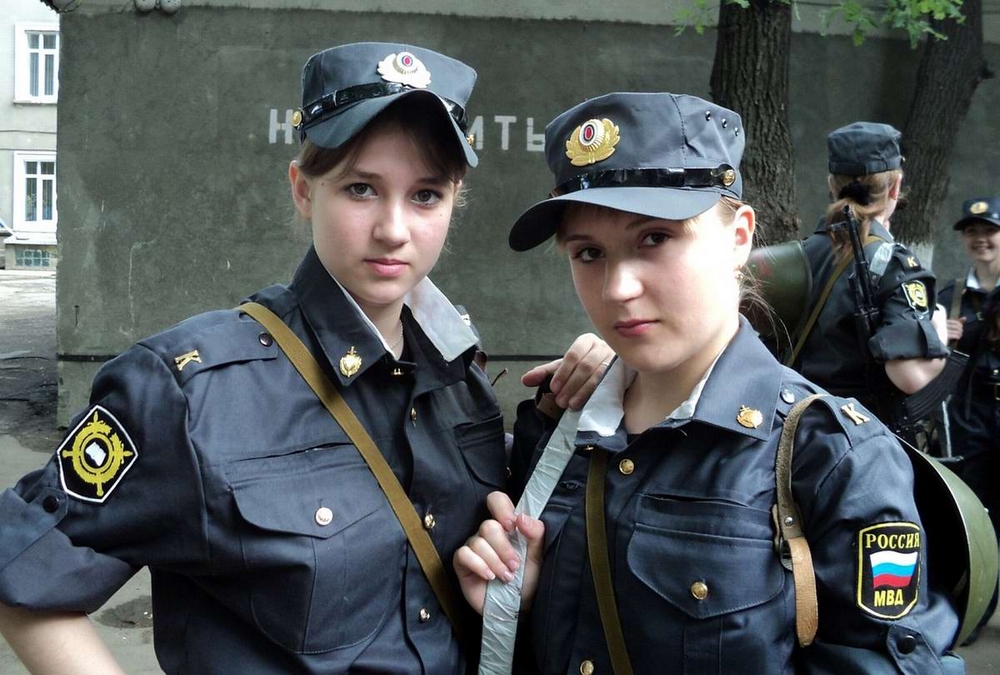 Девушки в полиции России