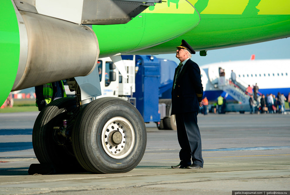 Авиакомпания S7 Airlines Авиакомпания S7 Airlines