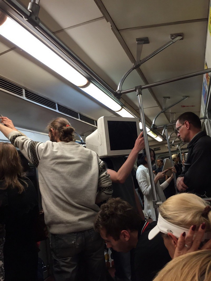 Модники из российского метрополитена
