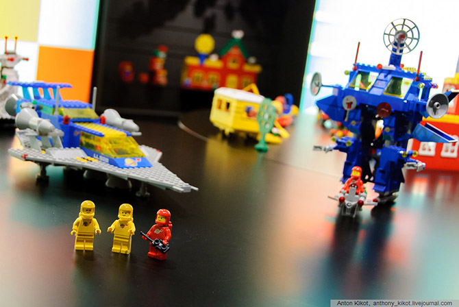 Музей LEGO – история «кубиков с пупырышками» Музей LEGO – история «кубиков с пупырышками»