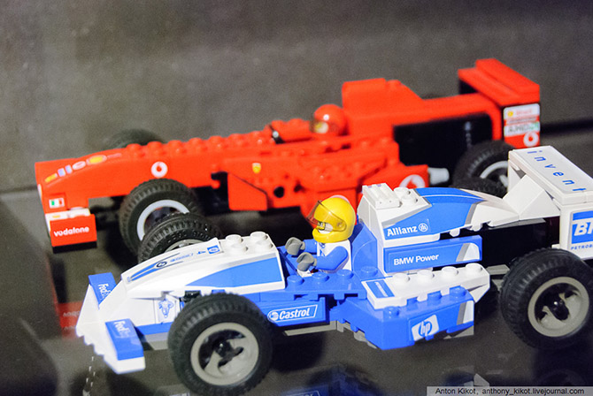 Музей LEGO – история «кубиков с пупырышками» Музей LEGO – история «кубиков с пупырышками»