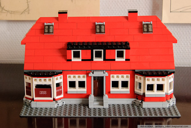 Музей LEGO – история «кубиков с пупырышками» Музей LEGO – история «кубиков с пупырышками»