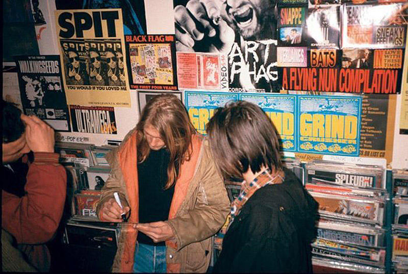 Становление группы Nirvana в ранее не публиковавшихся фотографиях Становление группы Nirvana в ранее не публиковавшихся фотографиях