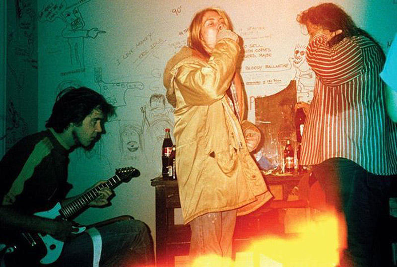 Становление группы Nirvana в ранее не публиковавшихся фотографиях Становление группы Nirvana в ранее не публиковавшихся фотографиях