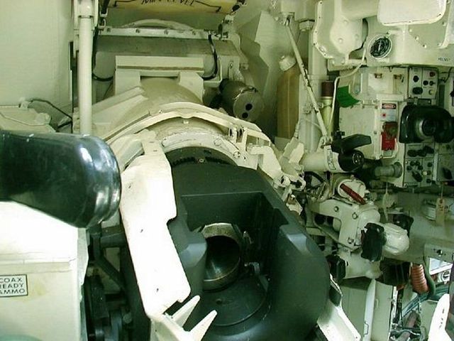 Нелегкая доля экипажа танка M1 Abrams