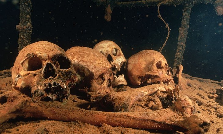 Подводное кладбище кораблей Подводное кладбище кораблей