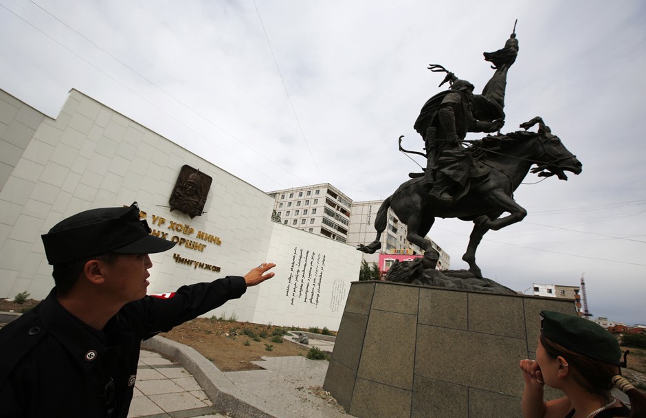 Монгольские неонацисты переименовались в защитников окружающей среды Монгольские неонацисты переименовались в защитников окружающей среды