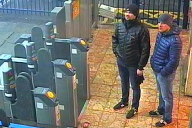 Великобритания официально назвала подозреваемых в отравлении Скрипалей Великобритания официально назвала подозреваемых в отравлении Скрипалей