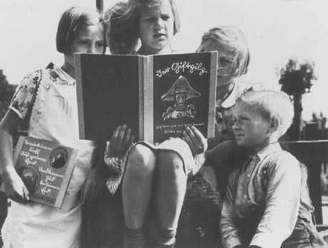 Детские книги нацисткой Германии Детские книги нацисткой Германии