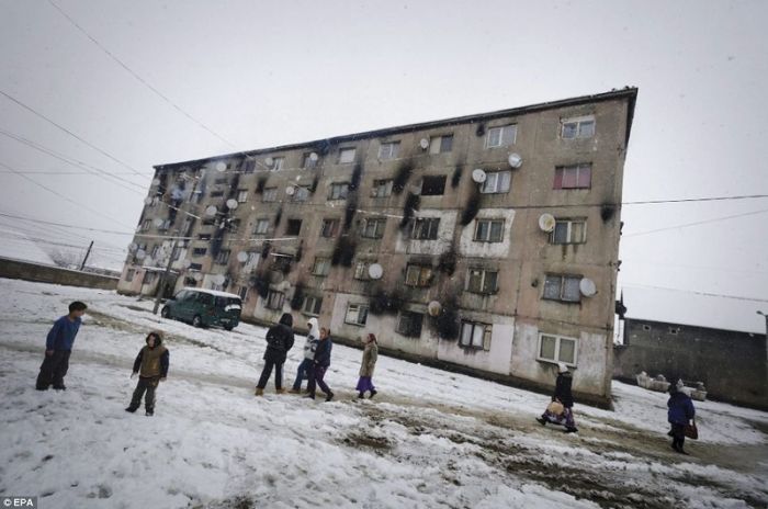 Как живут цыгане в румынском гетто