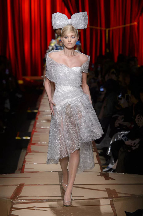 Новая коллекция Moschino под названием «Мусорный шик» Новая коллекция Moschino под названием «Мусорный шик»