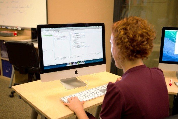 Интересные факты про компьютерные вирусы, которые вам следует знать Интересные факты про компьютерные вирусы, которые вам следует знать