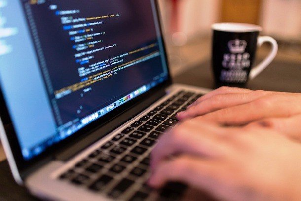 Интересные факты про компьютерные вирусы, которые вам следует знать Интересные факты про компьютерные вирусы, которые вам следует знать