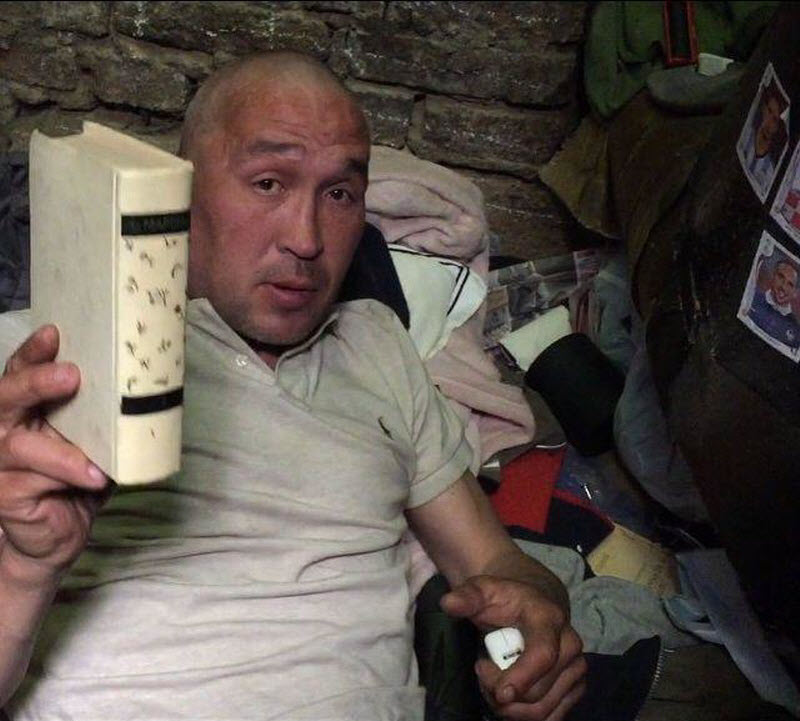 Параллельный мир. Как устроена жизнь бомжей на самом деле Параллельный мир. Как устроена жизнь бомжей на самом деле
