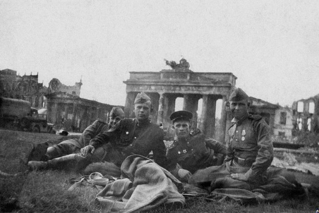 Редкие исторические кадры Редкие исторические кадры