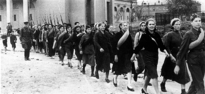 Женщины на войне Женщины на войне
