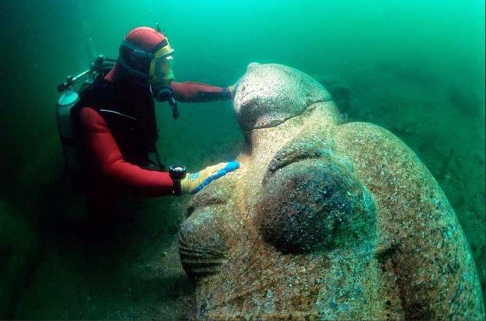 Древний Гераклион — город, потерянный под водой Древний Гераклион — город, потерянный под водой