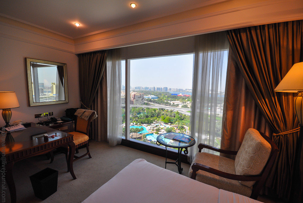 Прогулка по роскошному отелю Grand Hyatt Dubai Прогулка по роскошному отелю Grand Hyatt Dubai