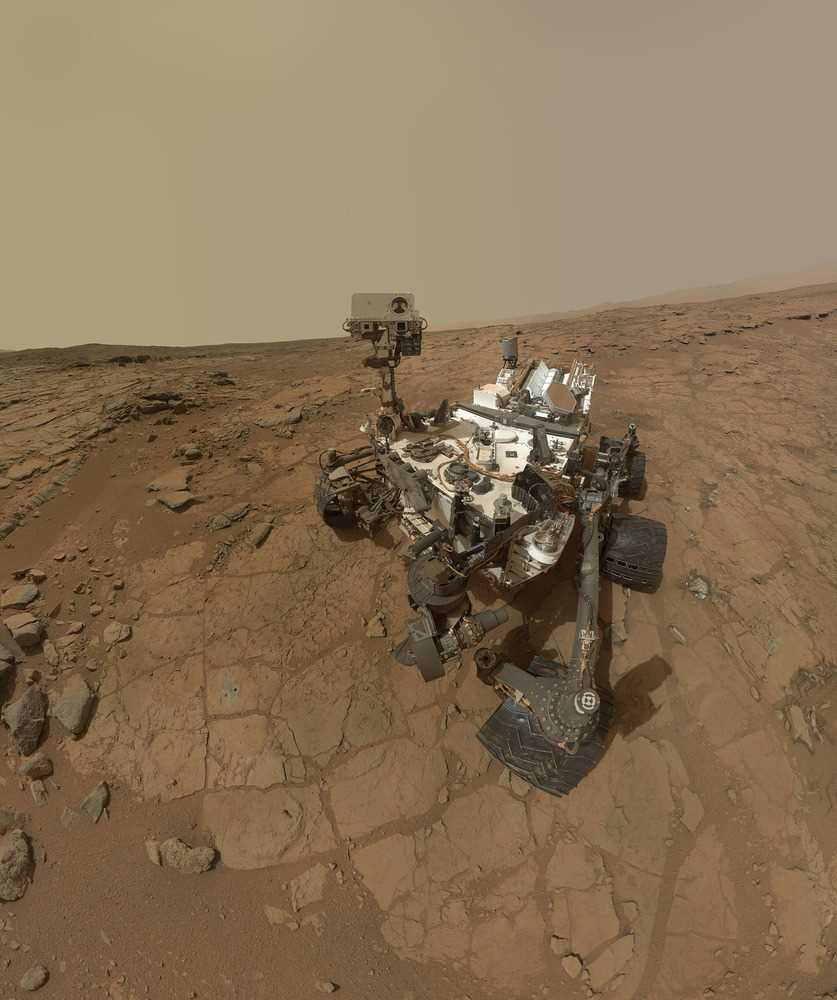 14 великолепных фотографий Марса, сделанных Curiosity за 3 года