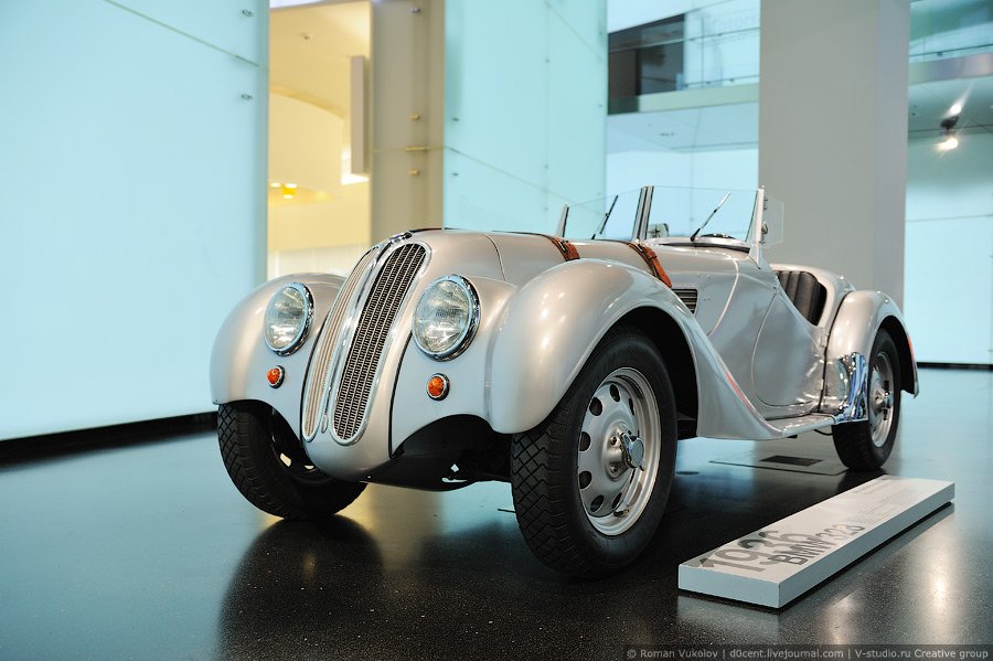 Музей BMW в Мюнхене Музей BMW в Мюнхене
