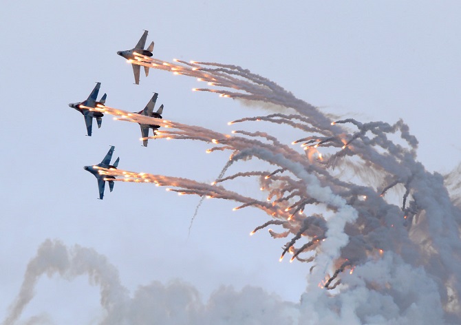 Российские военные Российские военные