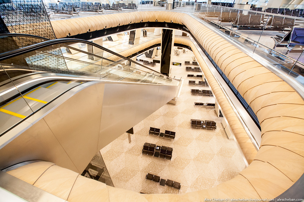 Самый красивый аэропорт в мире. Баку. Азебайрджан Самый красивый аэропорт в мире. Баку. Азебайрджан