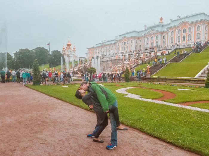Эта пара влюбленных победила расстояние в 7000 километров Эта пара влюбленных победила расстояние в 7000 километров