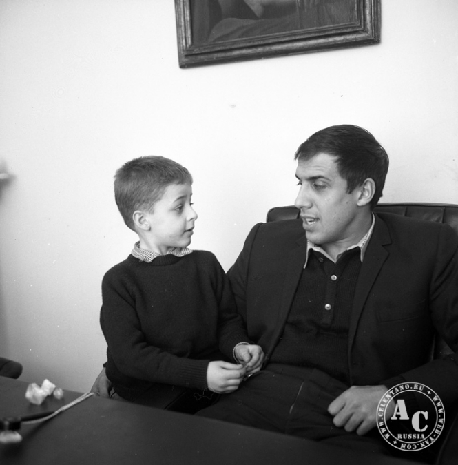 Самому прекрасному мужчине Италии Адриано Челентано 78 лет! Самому прекрасному мужчине Италии Адриано Челентано 78 лет!