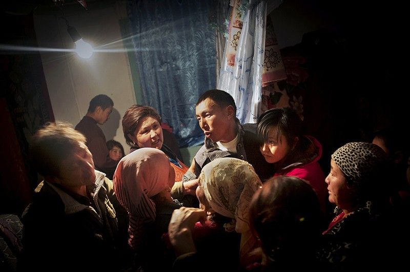 Краденые невесты Киргизии (30 фото) Краденые невесты Киргизии (30 фото)