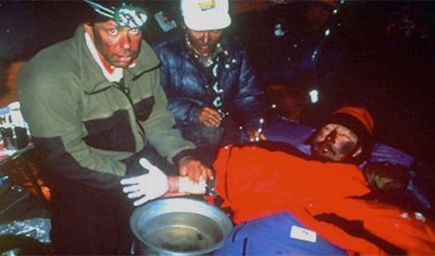 Выжить любой ценой (13 фото) Выжить любой ценой (13 фото)
