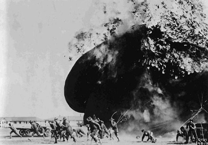 Запрещенные фотографии Первой Мировой Войны (19 фото) Запрещенные фотографии Первой Мировой Войны (19 фото)