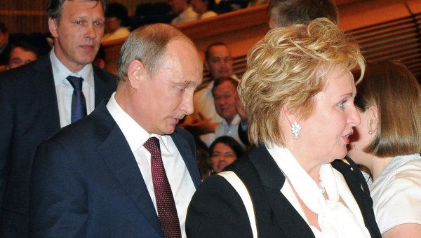 Путин разводится с женой