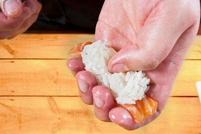 24 самых «вкусных» факта о суши, о которых не слышали даже почитатели японской кухни 24 самых «вкусных» факта о суши, о которых не слышали даже почитатели японской кухни
