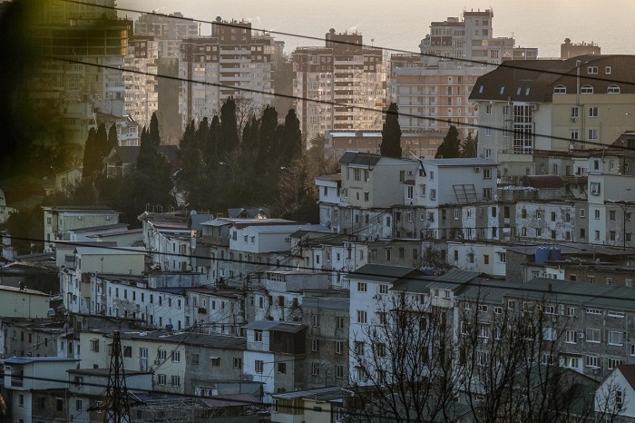 История обычных гаражей в Сочи, которые превратись в доходные многоэтажные дома История обычных гаражей в Сочи, которые превратись в доходные многоэтажные дома