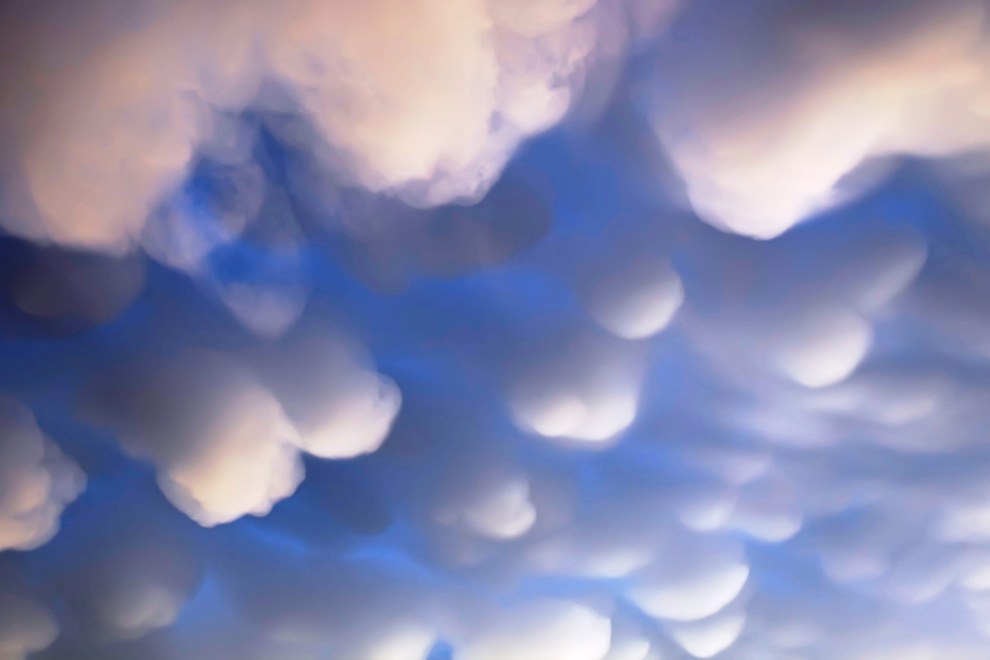 Поразительные облака Mammatus Поразительные облака Mammatus