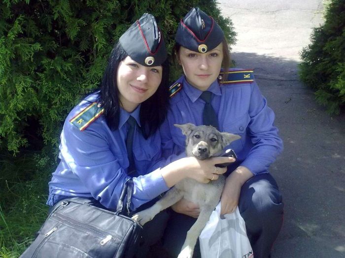 Девушки на страже порядка