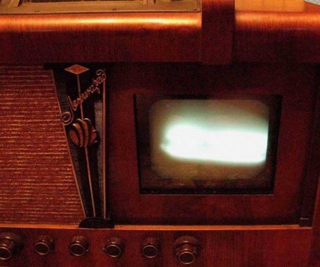 Реставрация старого телевизора «Ленинград Т-2»