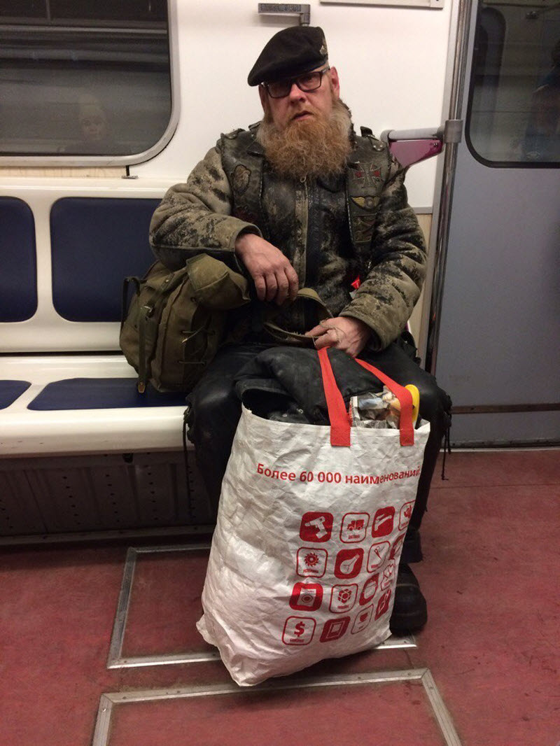 Модники из российского метрополитена