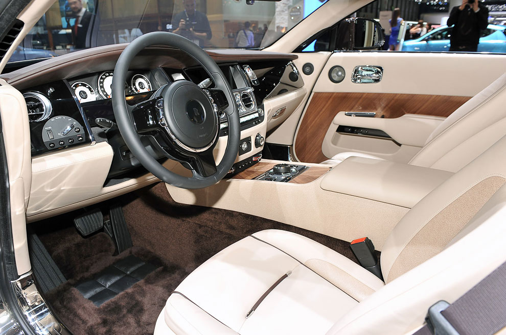 Женевский автосалон 2013 Женевский автосалон 2013