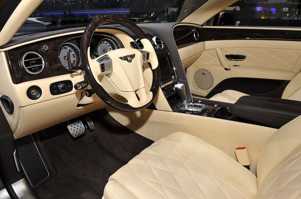Женевский автосалон 2013 Женевский автосалон 2013