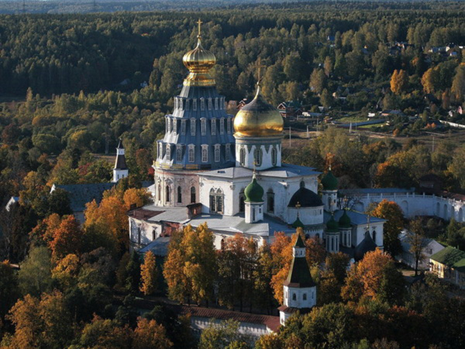 Самые красивые храмы России Самые красивые храмы России