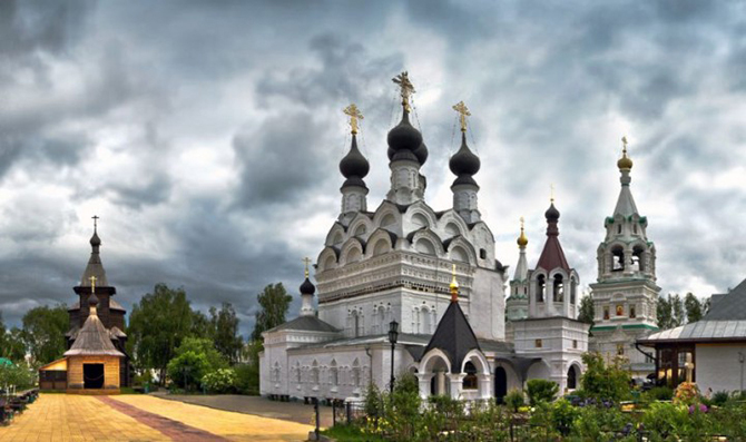 Самые красивые храмы России Самые красивые храмы России